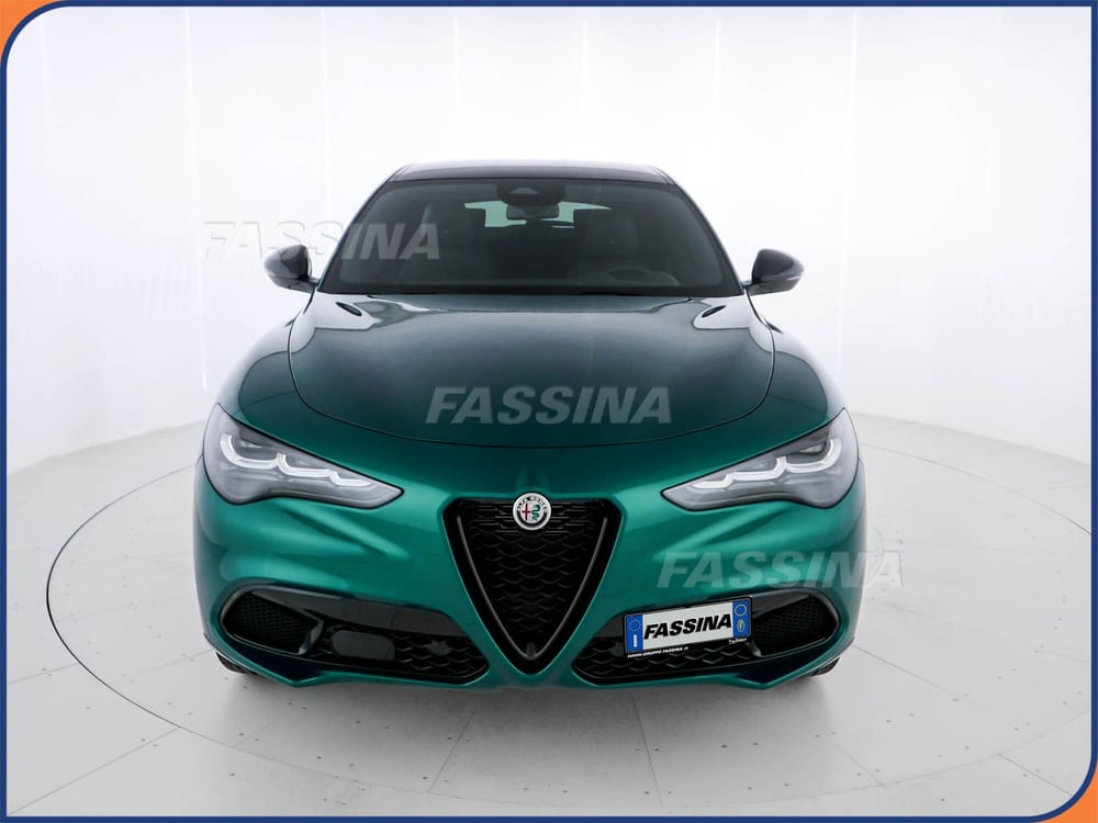 Alfa Romeo Stelvio usata a Milano (2)