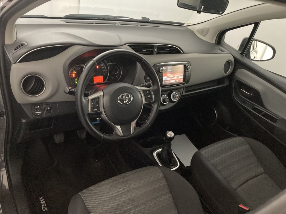 Toyota Yaris usata a Barletta-Andria-Trani (11)