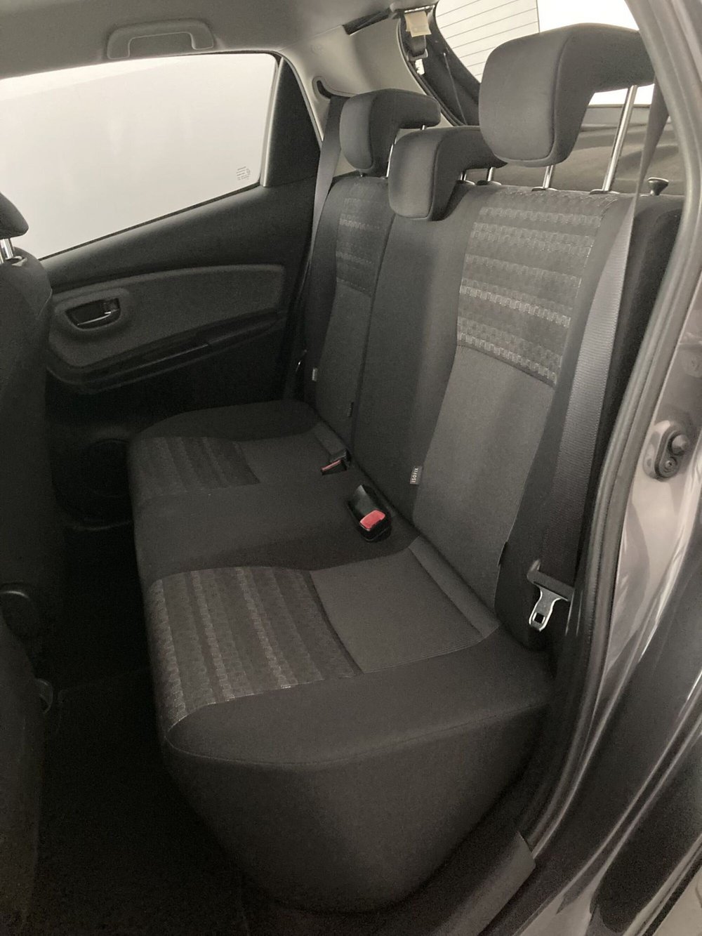 Toyota Yaris usata a Barletta-Andria-Trani (8)