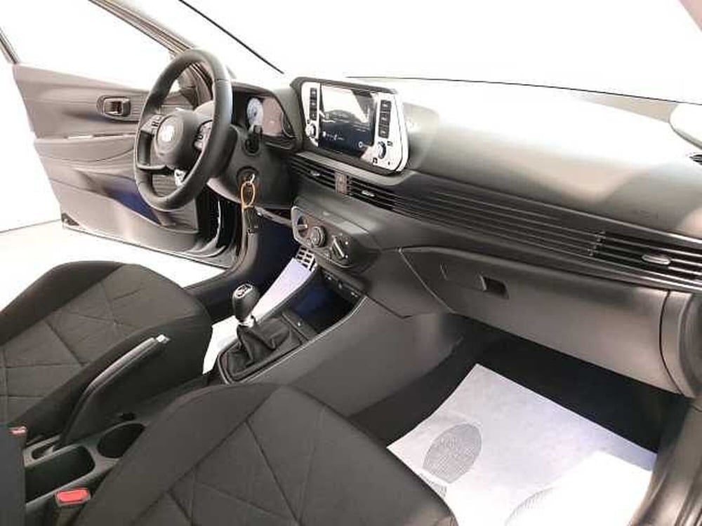 Hyundai Bayon nuova a Teramo (12)