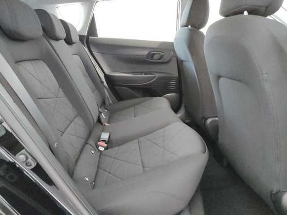 Hyundai Bayon nuova a Teramo (14)