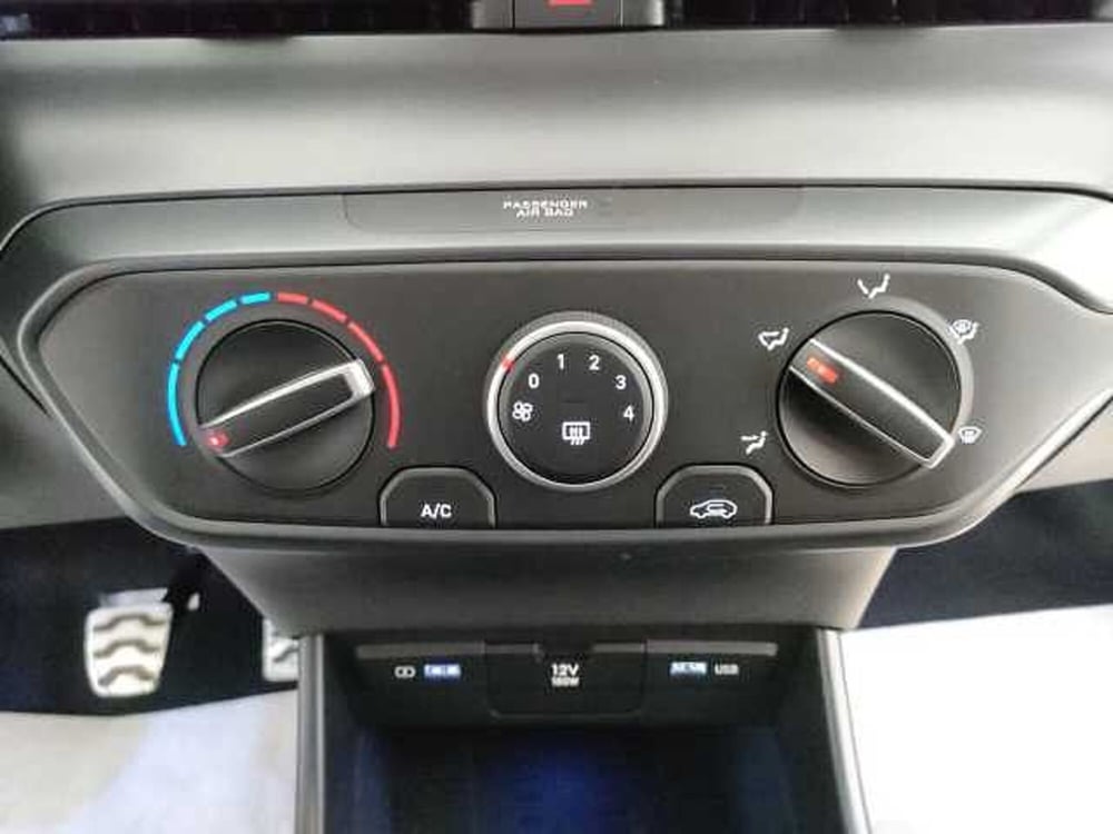 Hyundai Bayon nuova a Teramo (20)