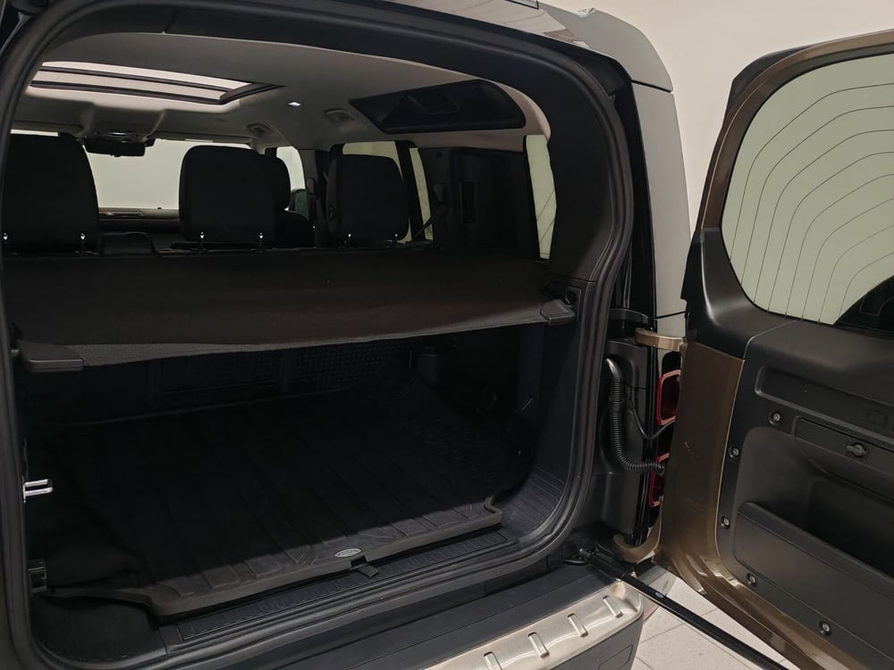 Land Rover Defender usata a Verbano Cusio Ossola (16)
