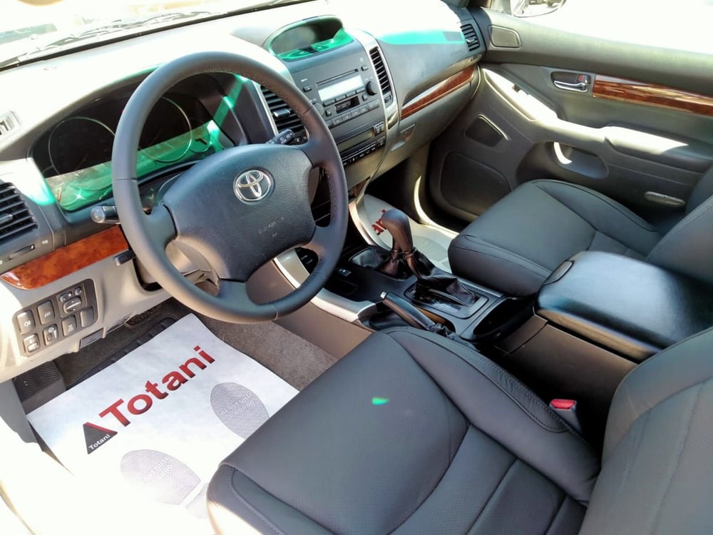 Toyota Land Cruiser usata a L'Aquila (14)