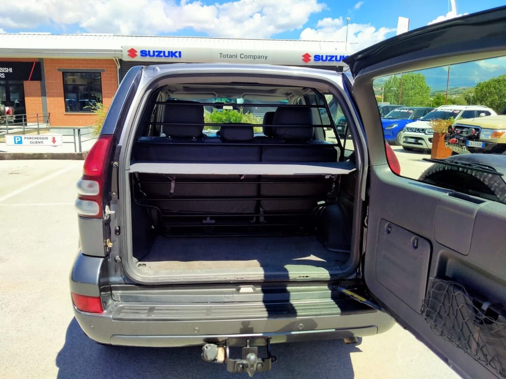 Toyota Land Cruiser usata a L'Aquila (15)