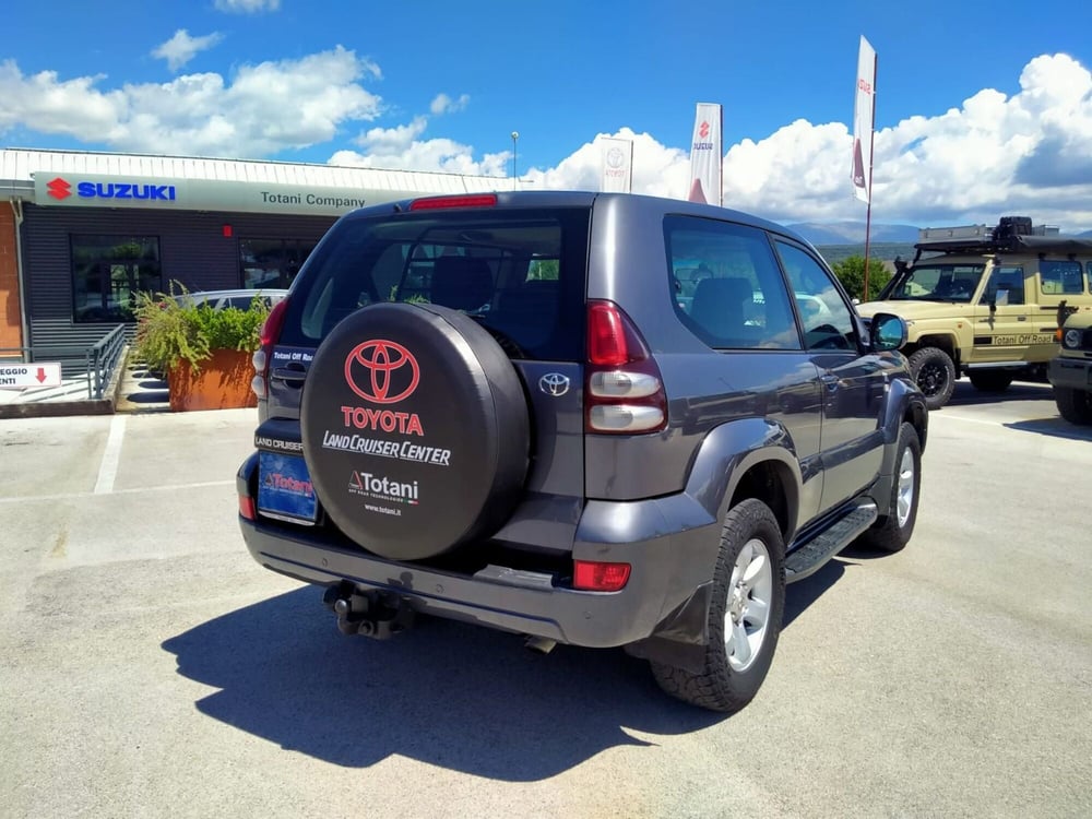 Toyota Land Cruiser usata a L'Aquila (7)