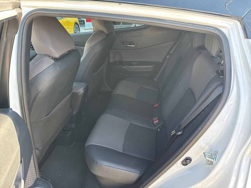 Toyota Toyota C-HR usata a Reggio Calabria (9)