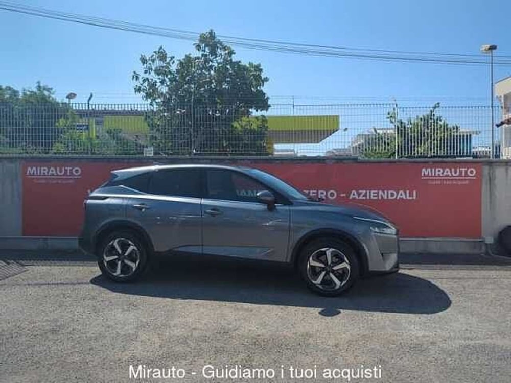 Nissan Qashqai usata a Roma