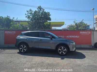 Nissan Qashqai 1.3 mhev N-Connecta 4wd 158cv xtronic del 2024 usata a Roma