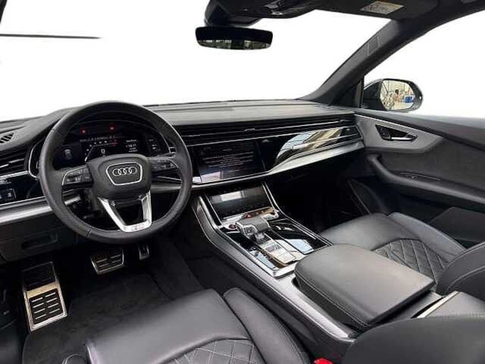 Audi SQ8 usata a Napoli (12)