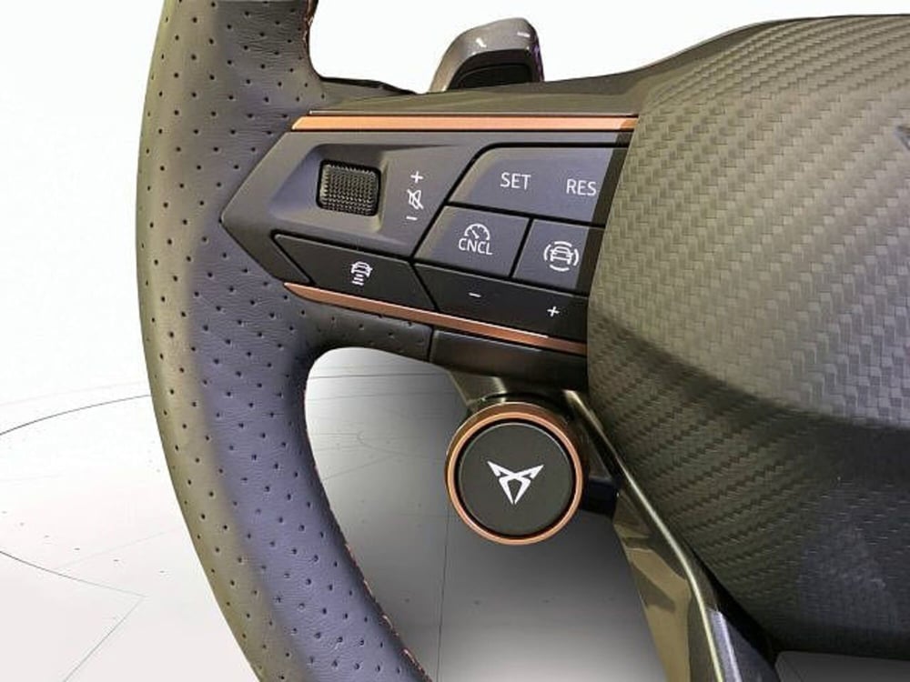 Cupra Leon nuova a Vicenza (10)