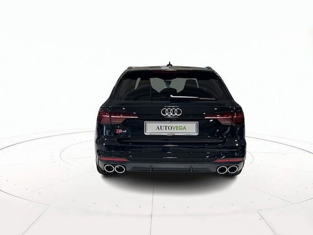 Audi S4 Avant nuova a Vicenza (5)