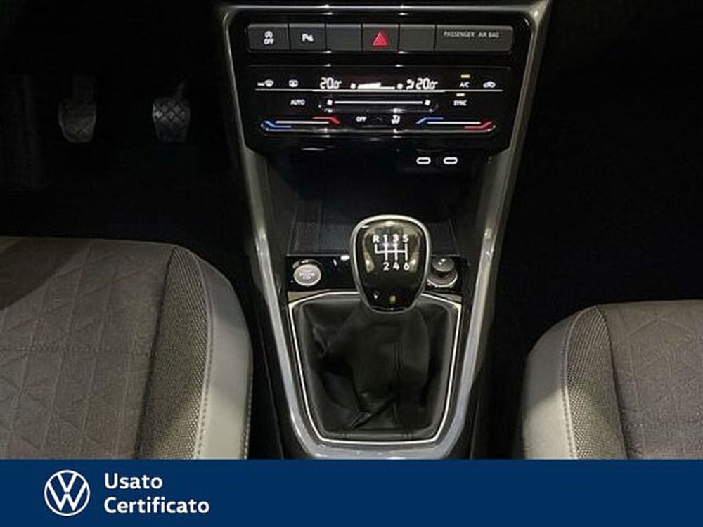 Volkswagen T-Cross usata a Vicenza (11)