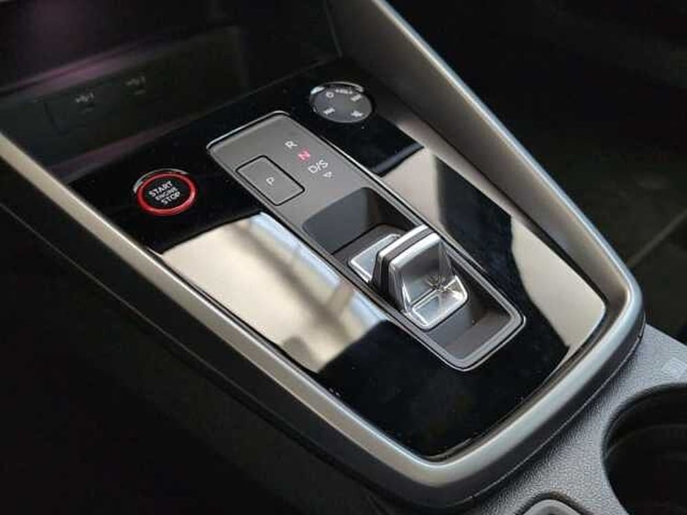 Audi S3 Sportback usata a Varese (14)