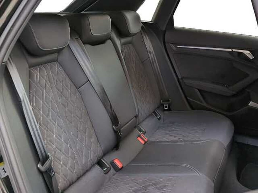 Audi S3 Sportback usata a Varese (7)