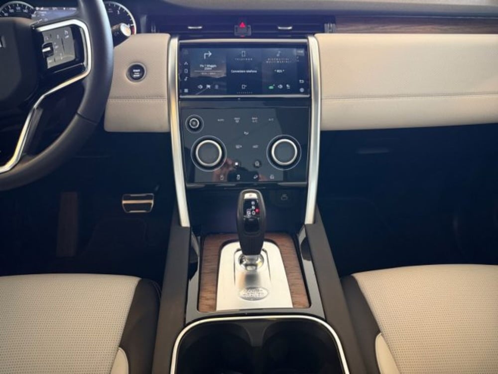 Land Rover Discovery Sport usata a Livorno (16)