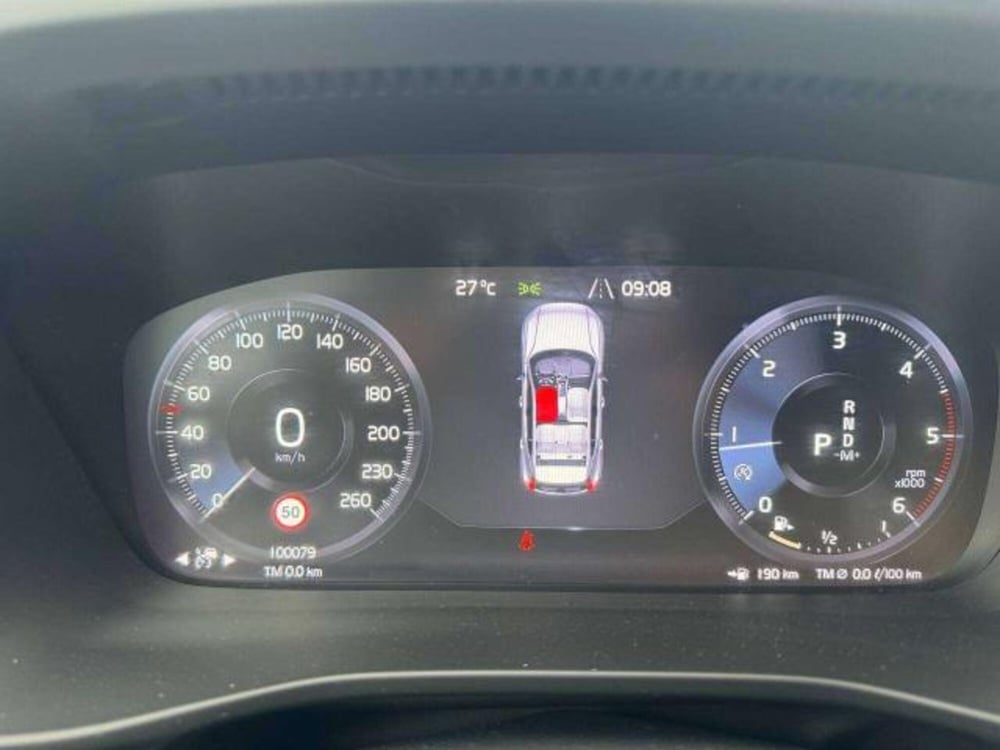 Volvo XC40 usata a Savona (15)