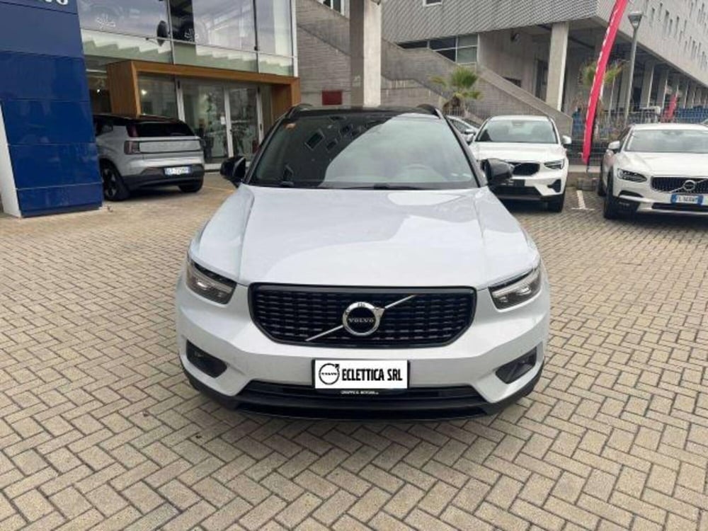 Volvo XC40 usata a Savona (3)