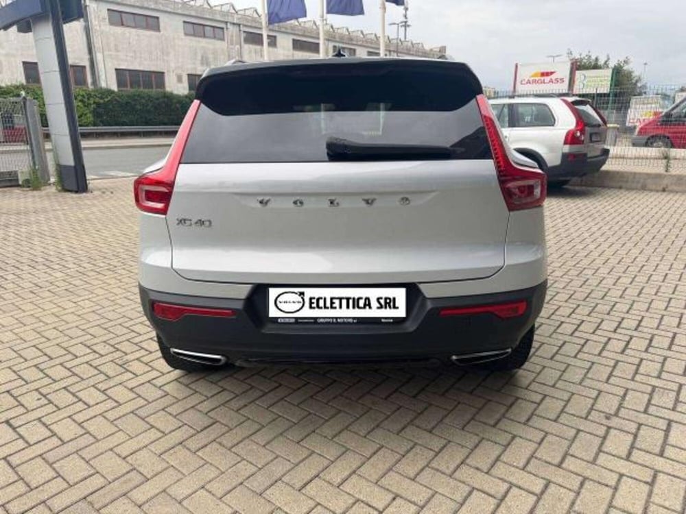 Volvo XC40 usata a Savona (7)