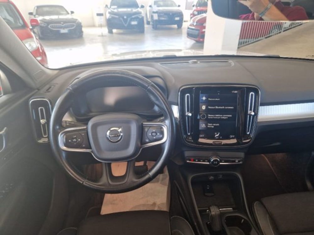 Volvo XC40 usata a Terni (12)