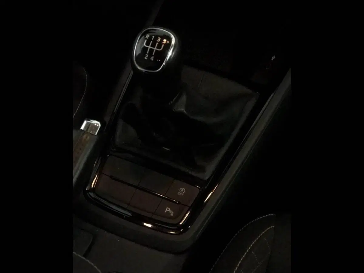 Skoda Kamiq usata a Torino (9)