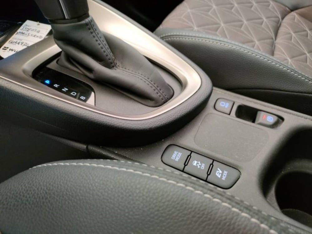 Toyota Yaris Cross usata a Teramo (13)