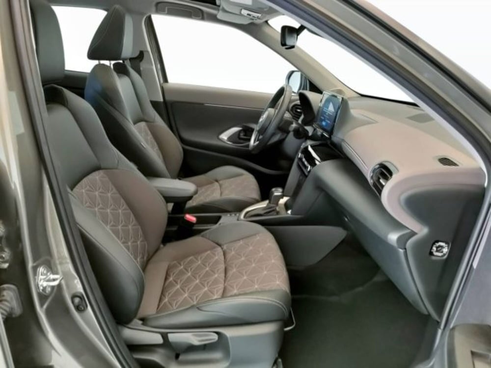 Toyota Yaris Cross usata a Teramo (9)