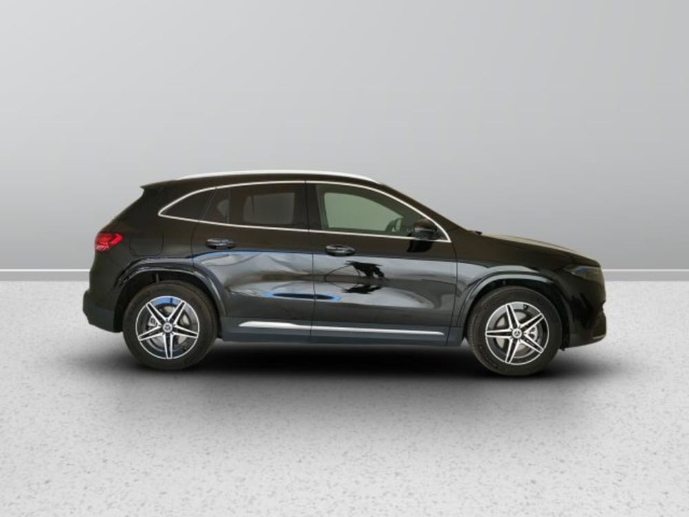 Mercedes-Benz EQA usata a Teramo (7)