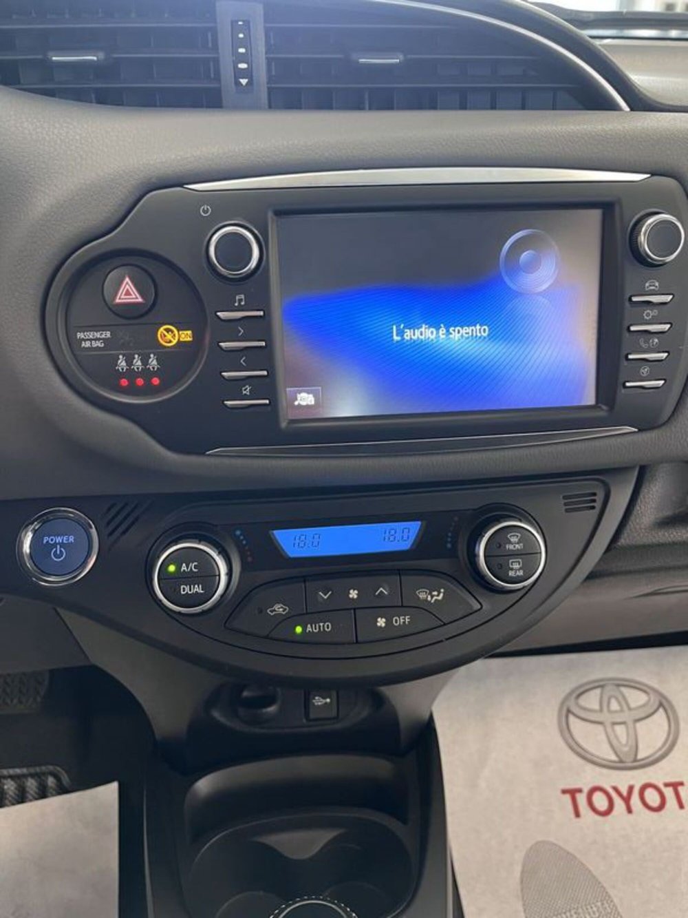 Toyota Yaris usata a Prato (12)