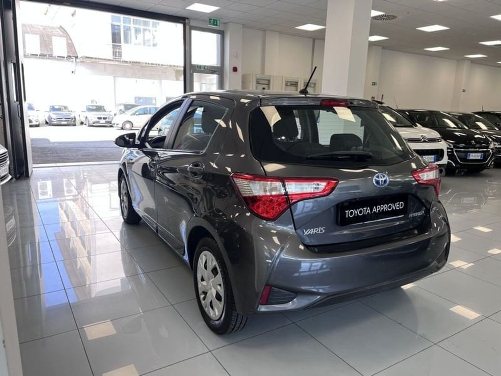 Toyota Yaris usata a Prato (6)