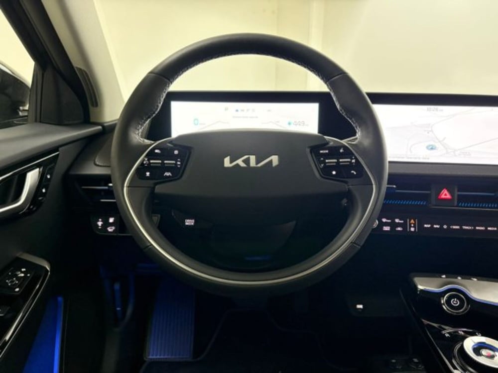Kia EV6 nuova a Como (9)