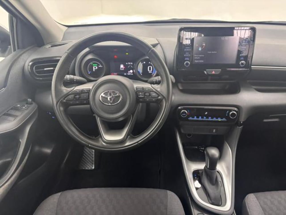 Toyota Yaris Cross usata a Como (10)