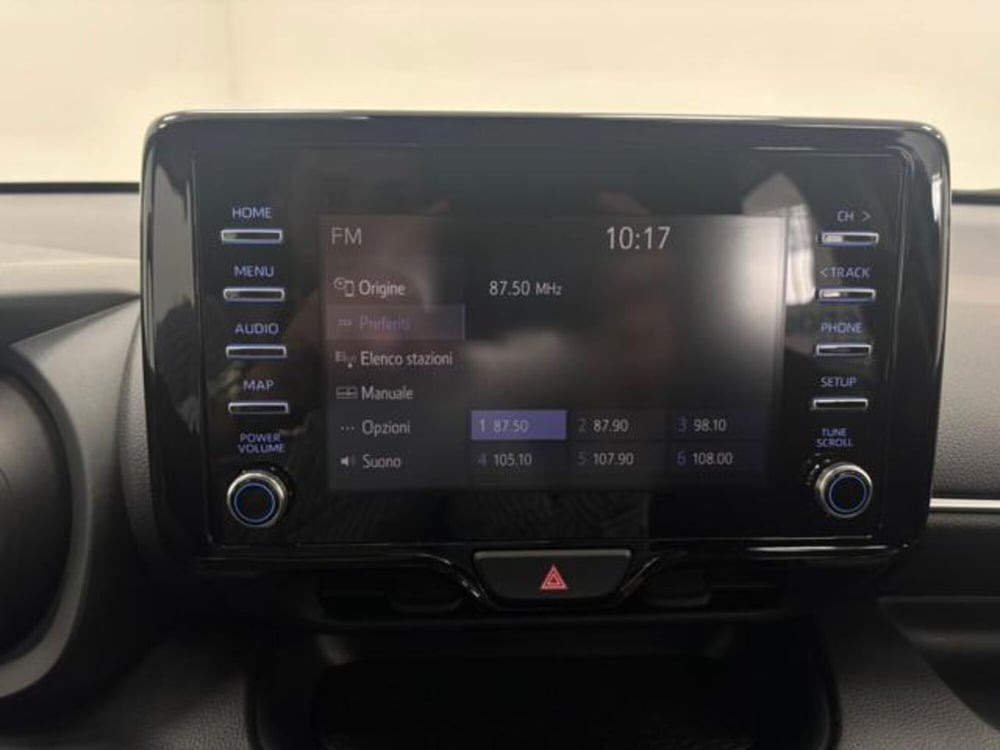Toyota Yaris Cross usata a Como (13)
