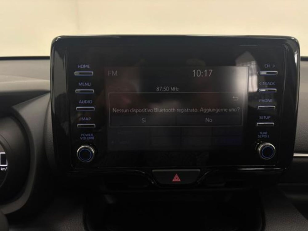 Toyota Yaris Cross usata a Como (14)