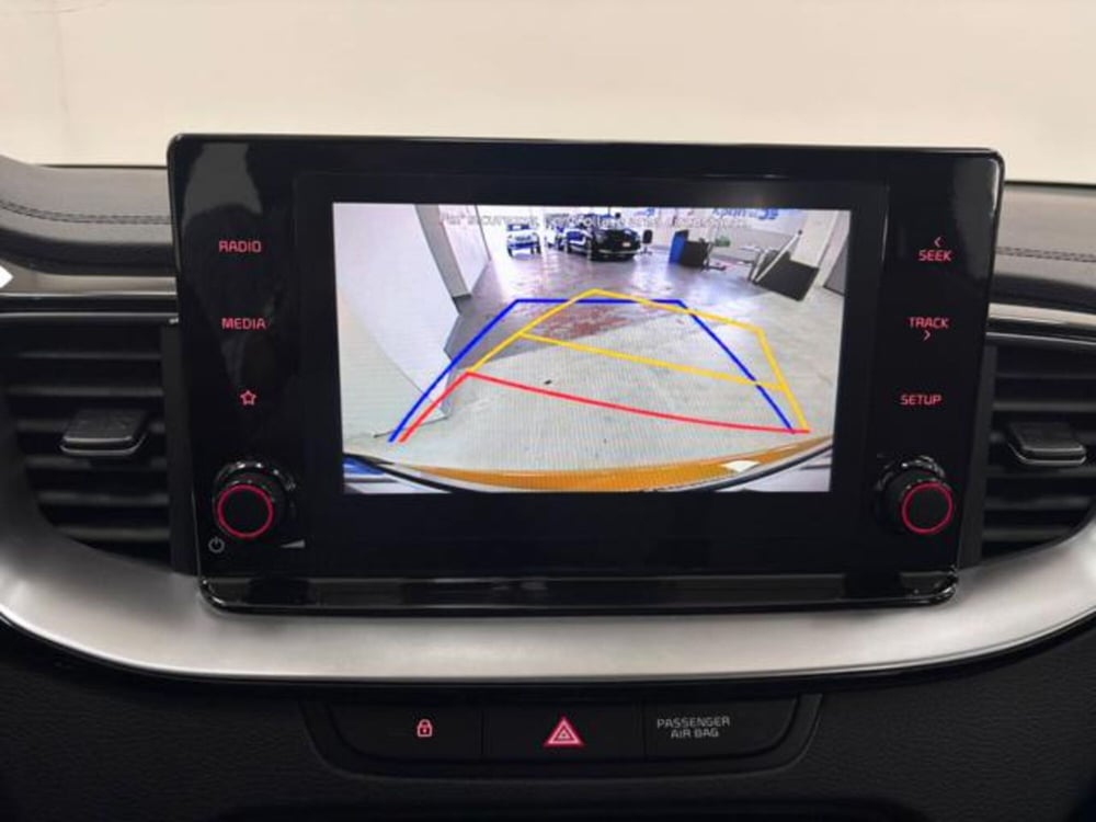 Kia XCeed usata a Como (14)