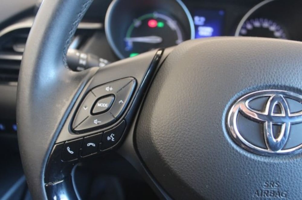Toyota Toyota C-HR usata a Roma (20)