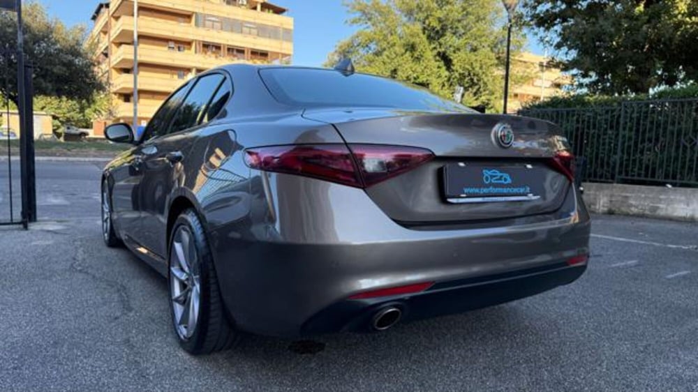 Alfa Romeo Giulia usata a Roma (4)