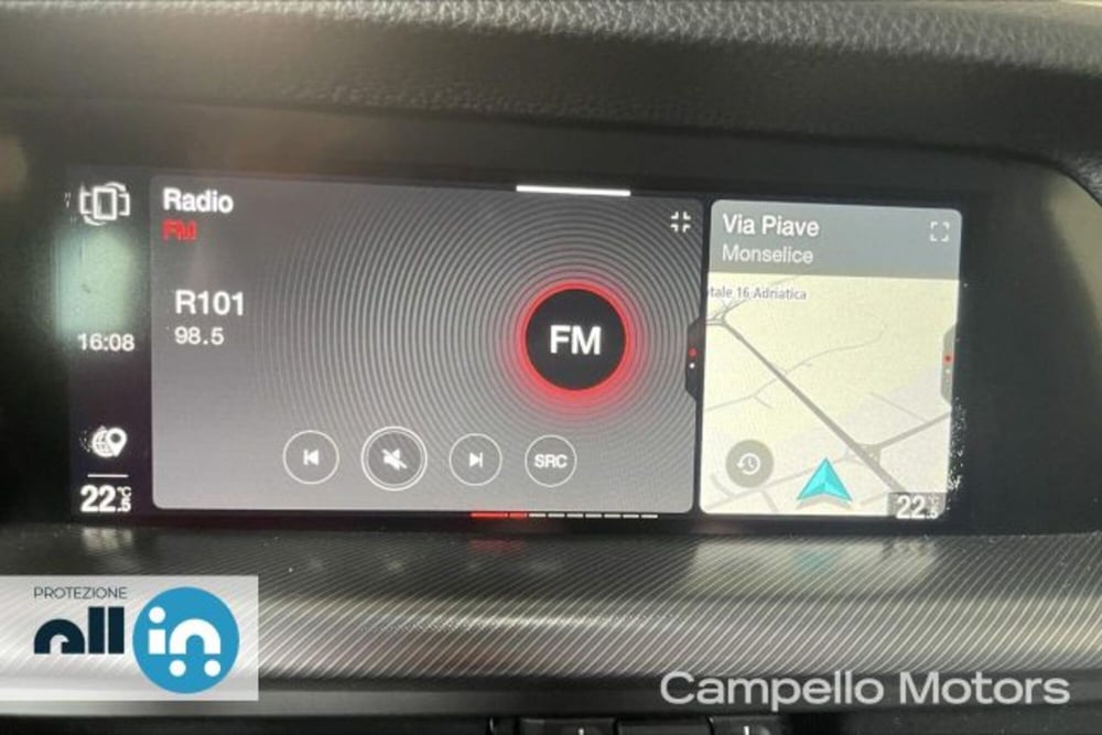Alfa Romeo Stelvio usata a Venezia (11)