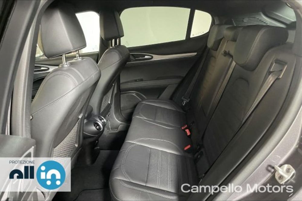 Alfa Romeo Stelvio usata a Venezia (8)