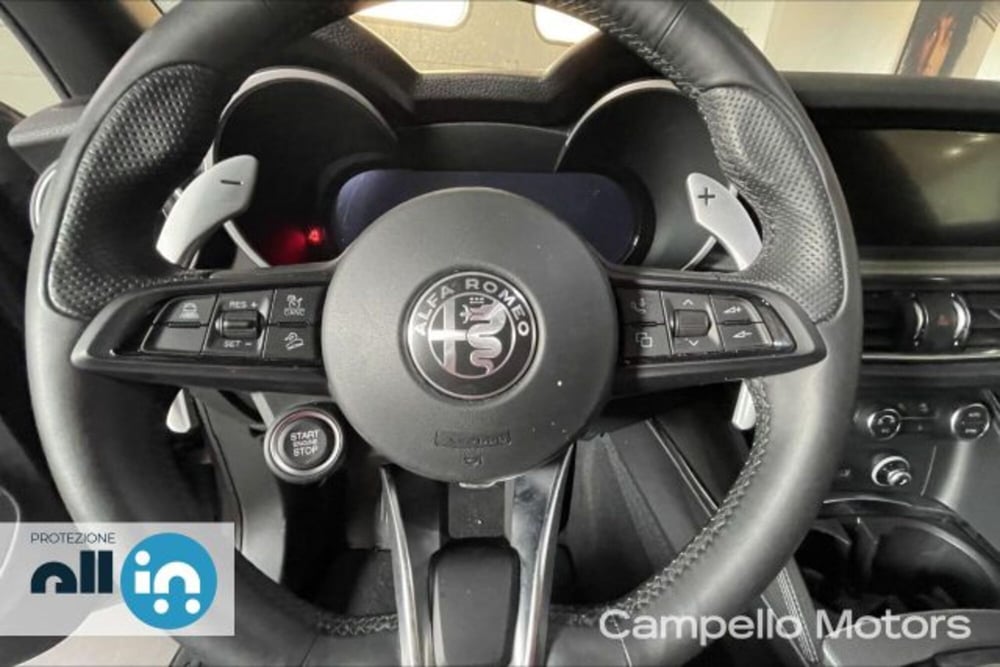 Alfa Romeo Stelvio usata a Venezia (9)