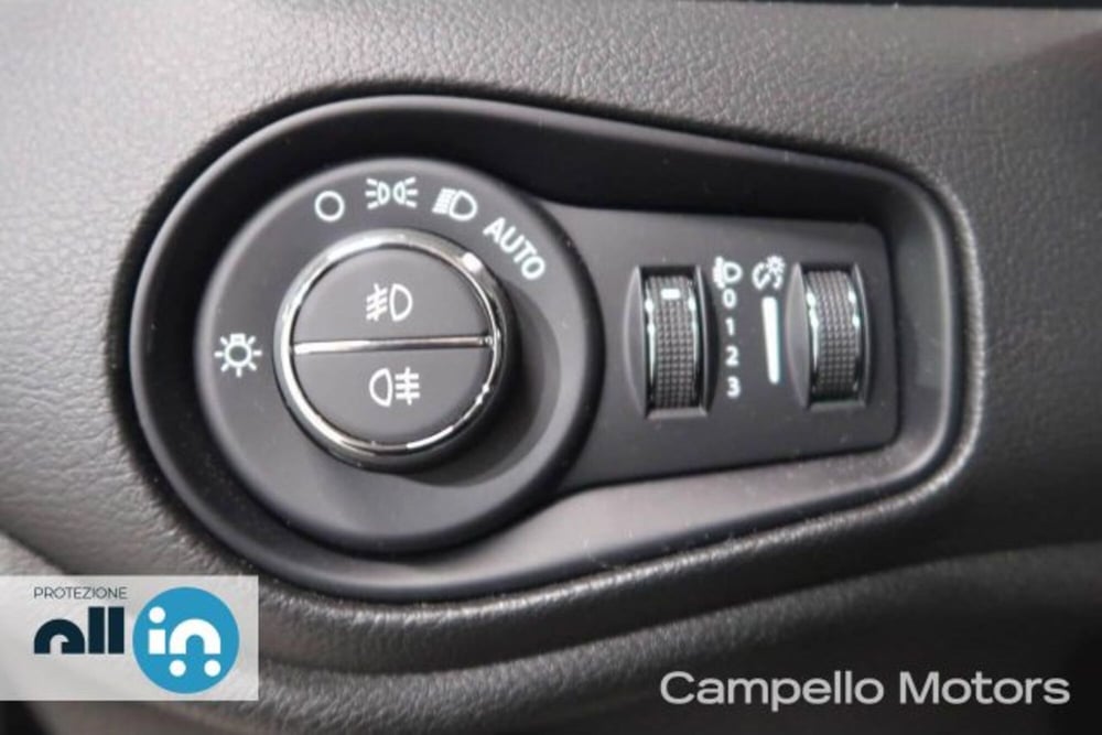 Jeep Renegade usata a Venezia (15)