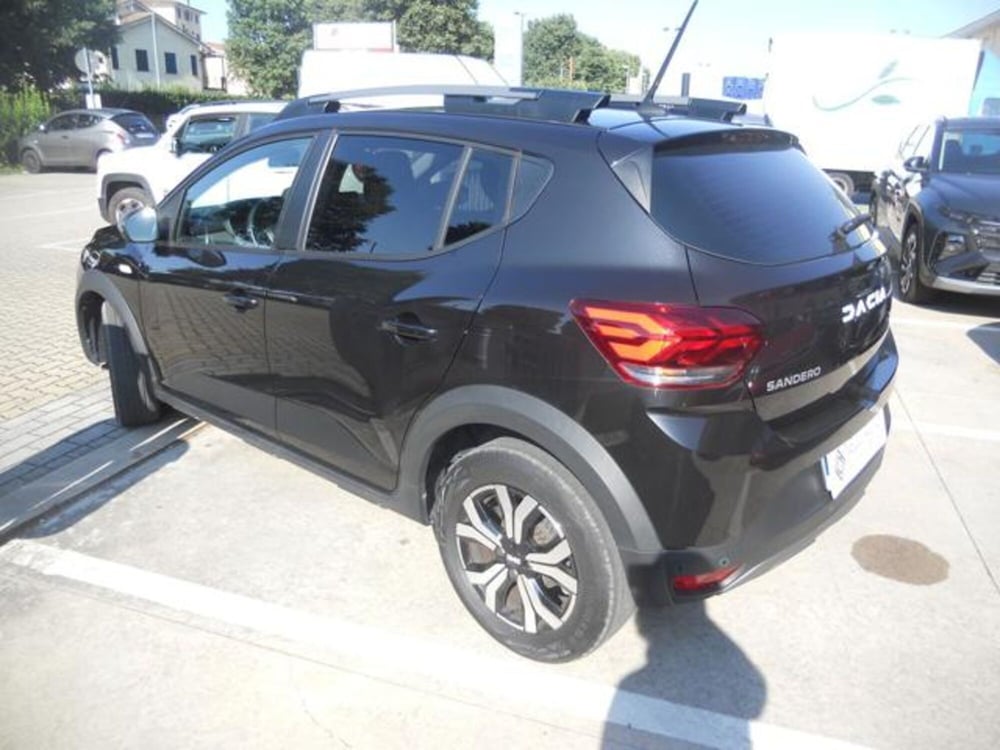 Dacia Sandero usata a Pisa (2)