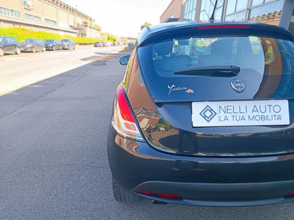 Lancia Ypsilon usata a Pisa (5)