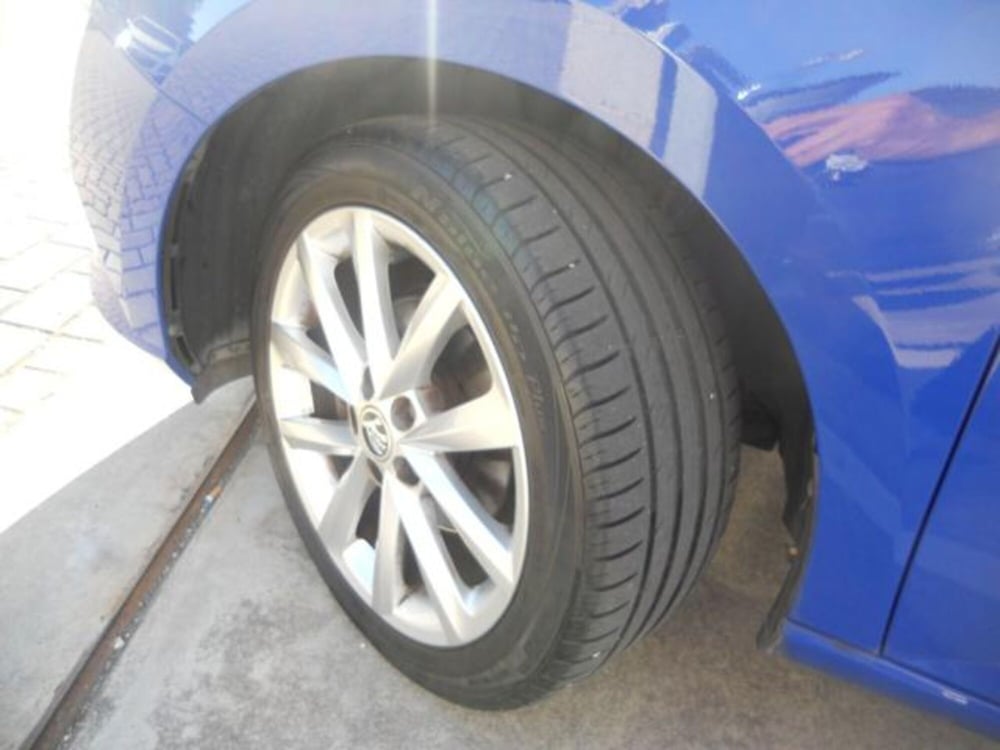 Skoda Fabia usata a Pisa (15)
