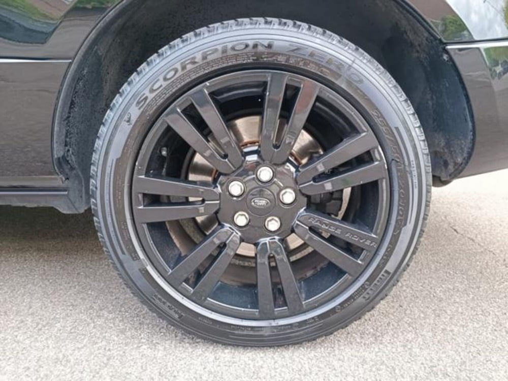 Land Rover Range Rover usata a Pisa (12)