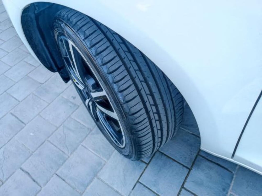 Lancia Ypsilon usata a Pisa (2)