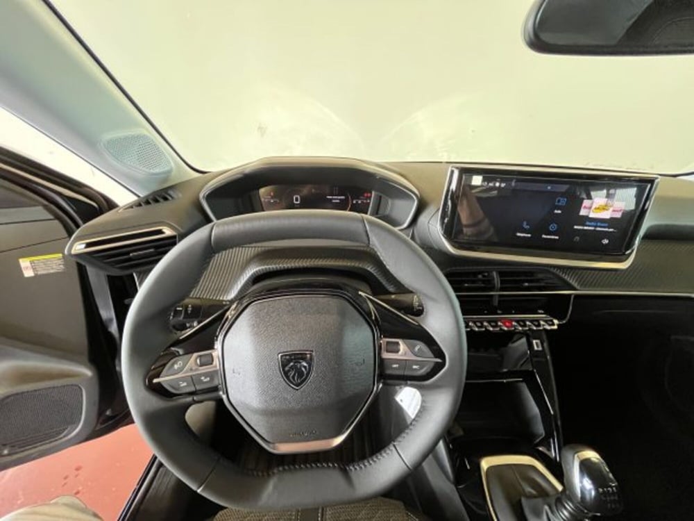 Peugeot 208 nuova a Torino (10)