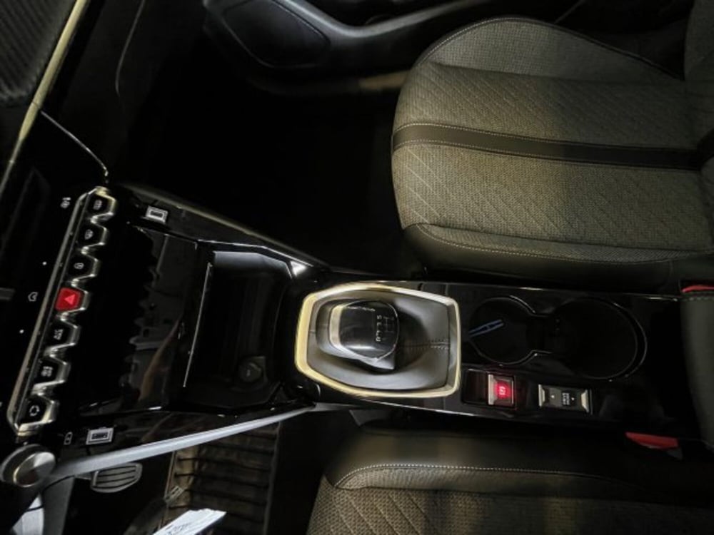 Peugeot 208 nuova a Torino (13)