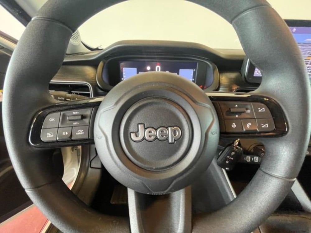 Jeep Avenger usata a Torino (11)
