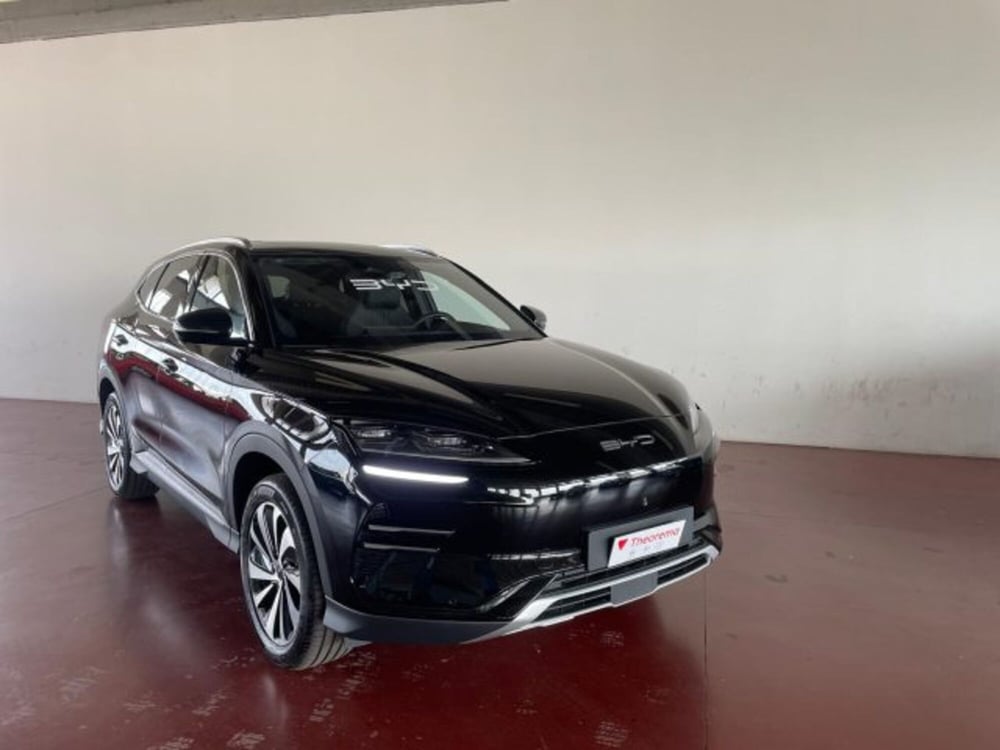 Byd Seal U  nuova a Torino (8)